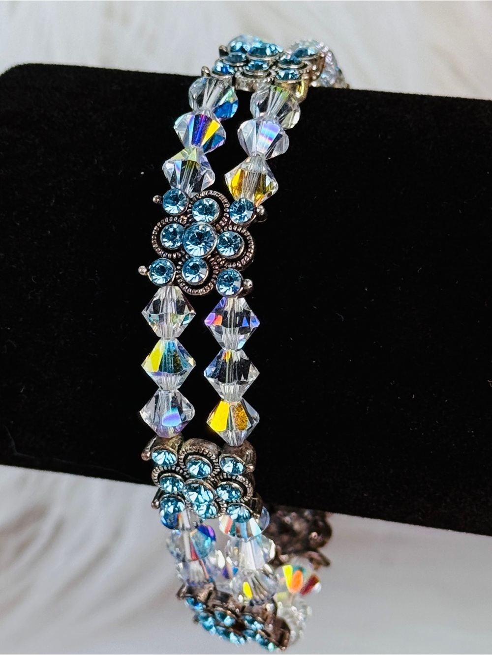 Vintage aged silvertone iridescent, blue Crystal Beaded Bracelet